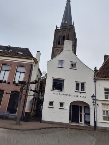 42. De ene kerk voor de andere